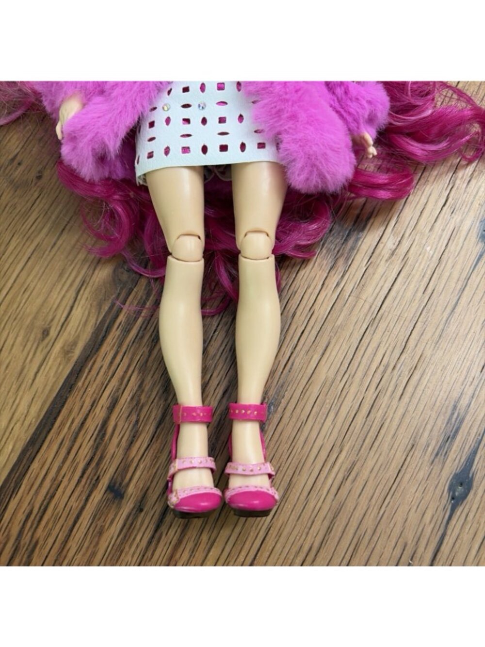 Rainbow High Stella Monroe Fashion Doll - Picture 3 of 7